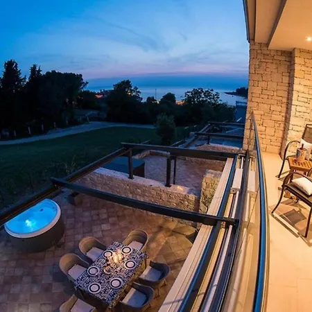 Bobo's Place With Jacuzzi * Umag